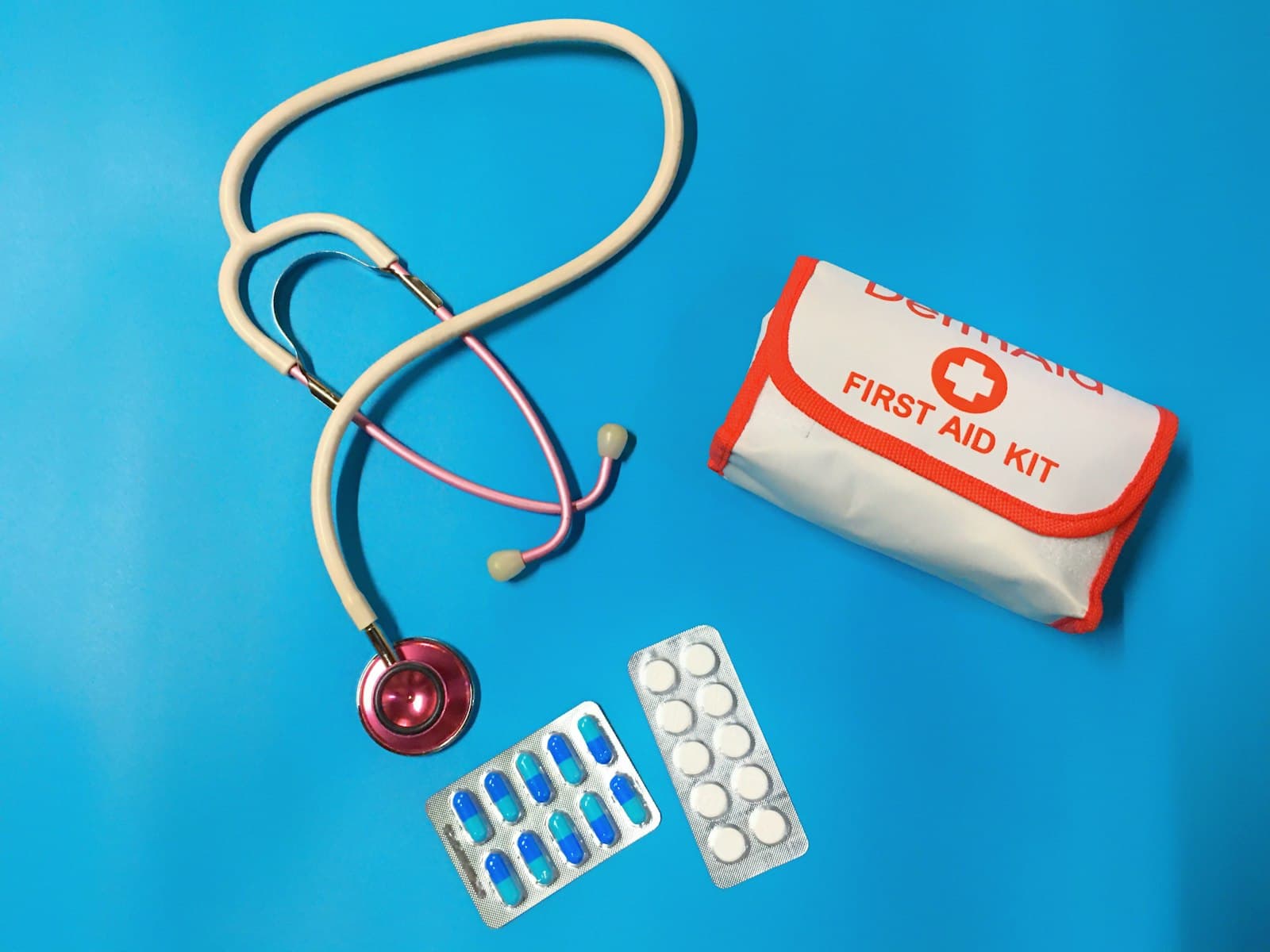 First-aid kit and medical supplies used for safer at-home bug bite care than unproven home remedies